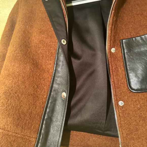 Club Monaco Cropped Leather Combo Jacket - Picture 4 of 5